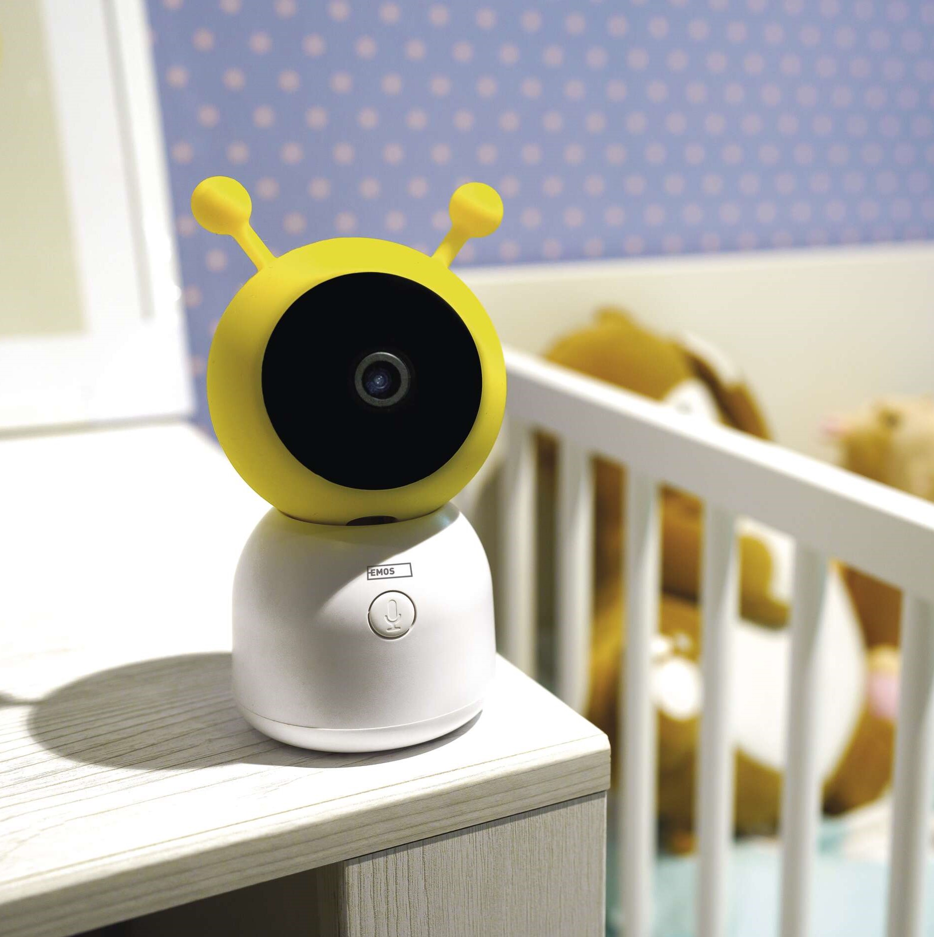 Vnitřní kamera monitorující dění v obýváku